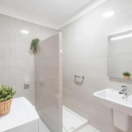 Infinity Pool Views 2 Floritas Apartment Playa de las Américas