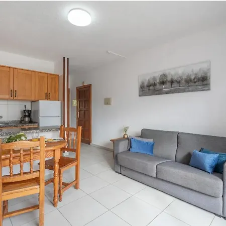 Apartment Infinity Pool Views 2 Floritas